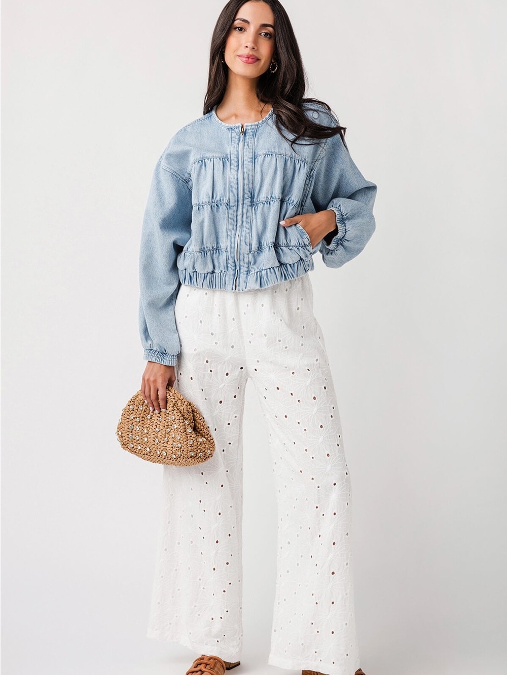 NWT Ocean Drive White Eyelet Wide-Leg Pants. Inside Shorts attached. Small